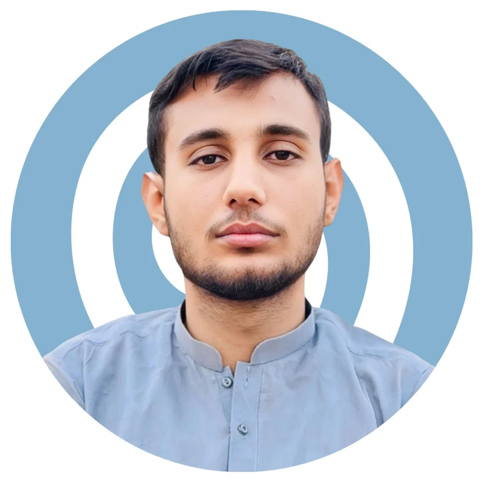 Muneeb Zahid Co-Founder and Seo expert at Cuneihive.